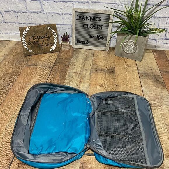 Travelon packable soft organizer - Picture 3 of 10